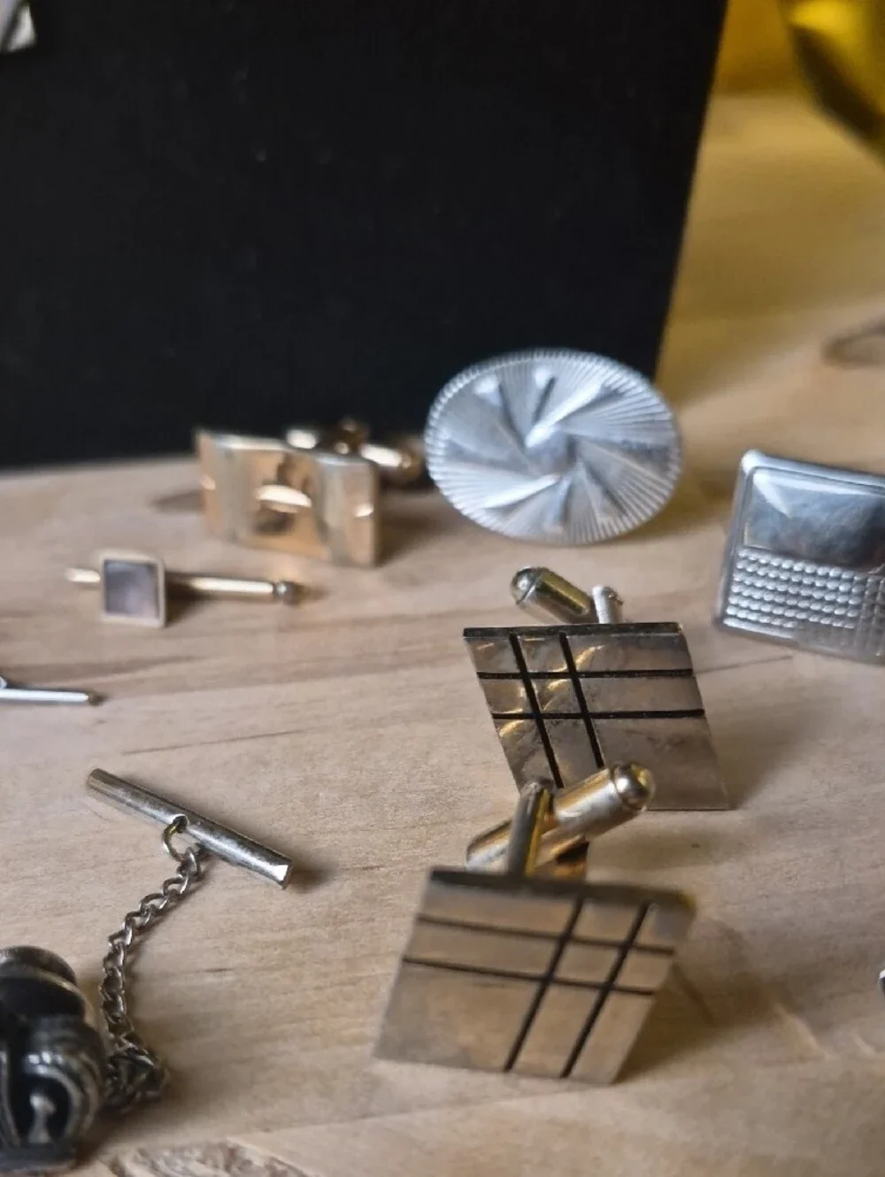 SWANK Gold and Silver Men's Cufflinks & Tie Bars Set